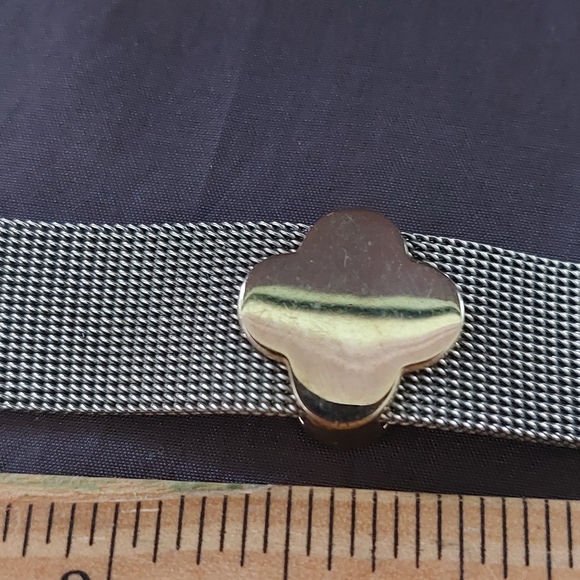 Quatrefoil Gold Alhambra Vintage Bracelet - Picture 2 of 8